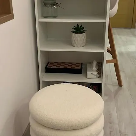 Inna Rin Apartament *